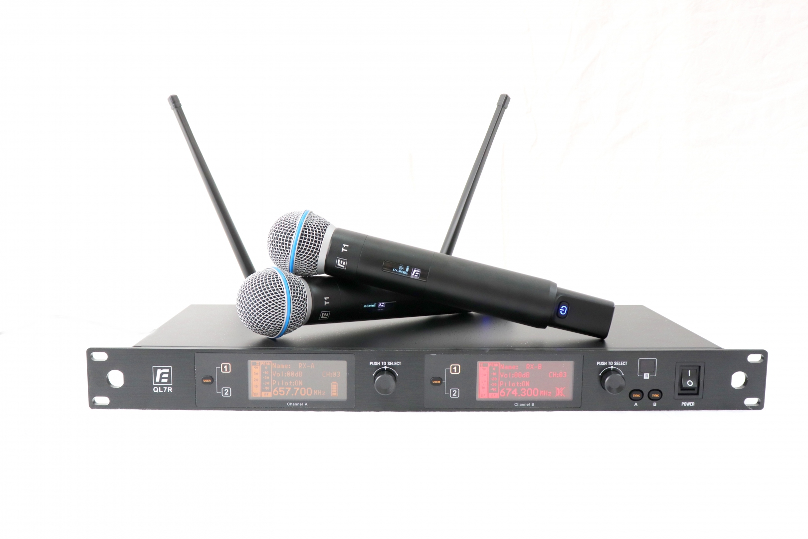 RFIntell QL7R/T1-A 651,800-683,400 МГц 2-канальная радиосистема с 2-мя ручными микрофонами в Усолье-Сибирском
